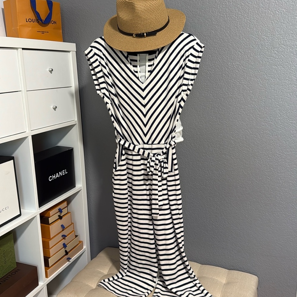 24 HR SALE ONLY NWOT Chevron Stripe Romper